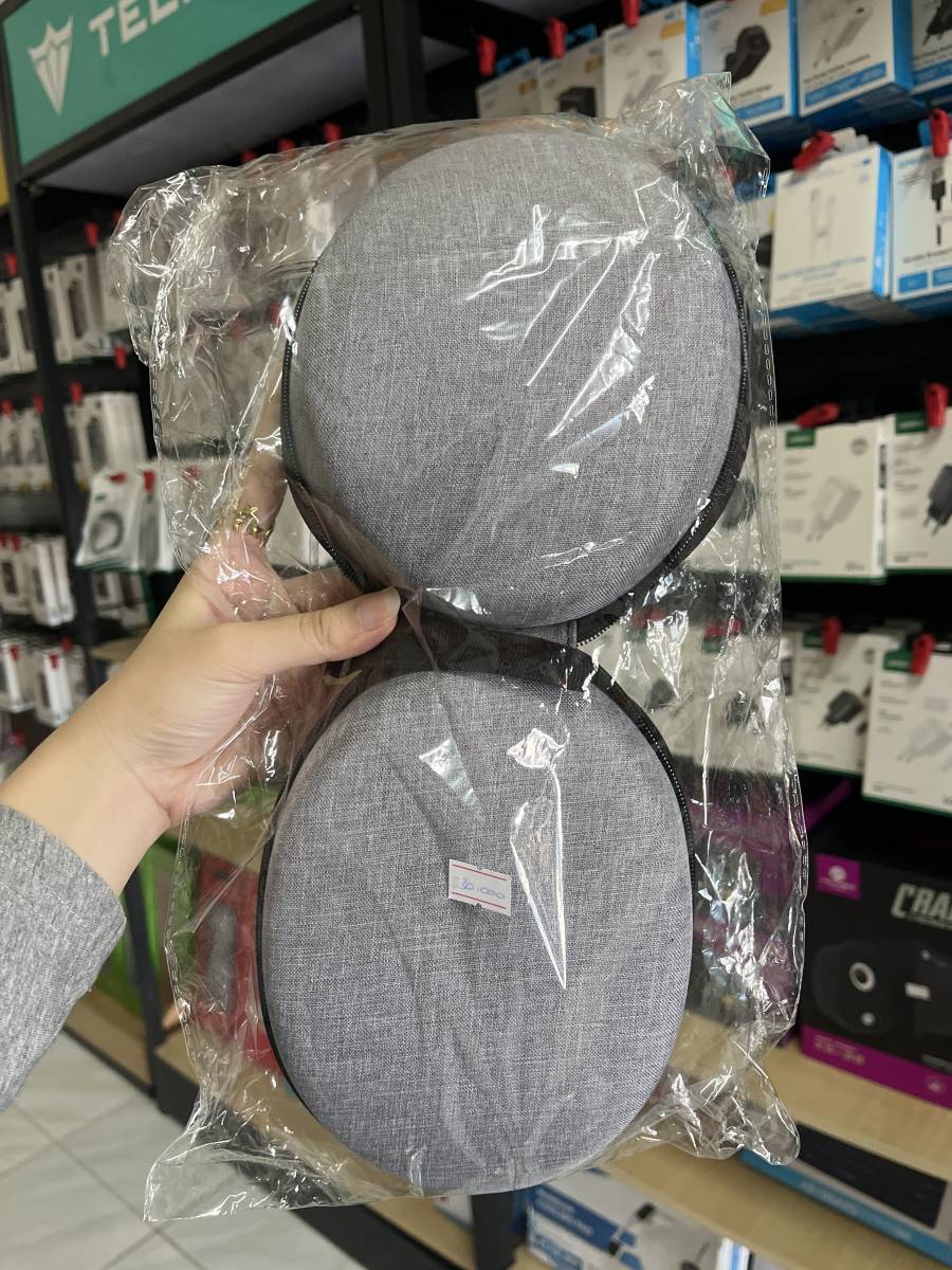 Kiip Storage Bag  Oval For Earphone