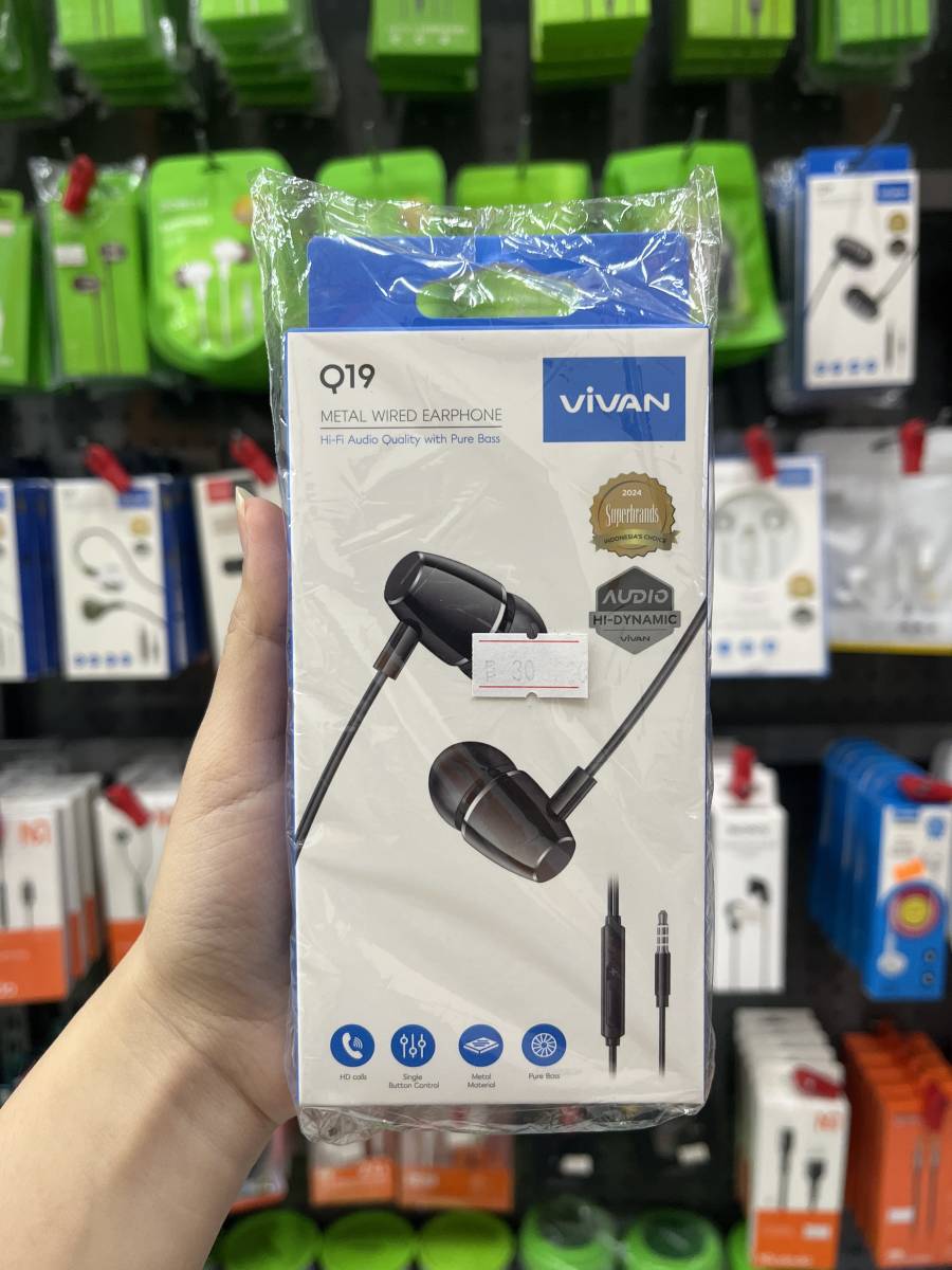 Vivan Q19 Metal Wired Earphone Black