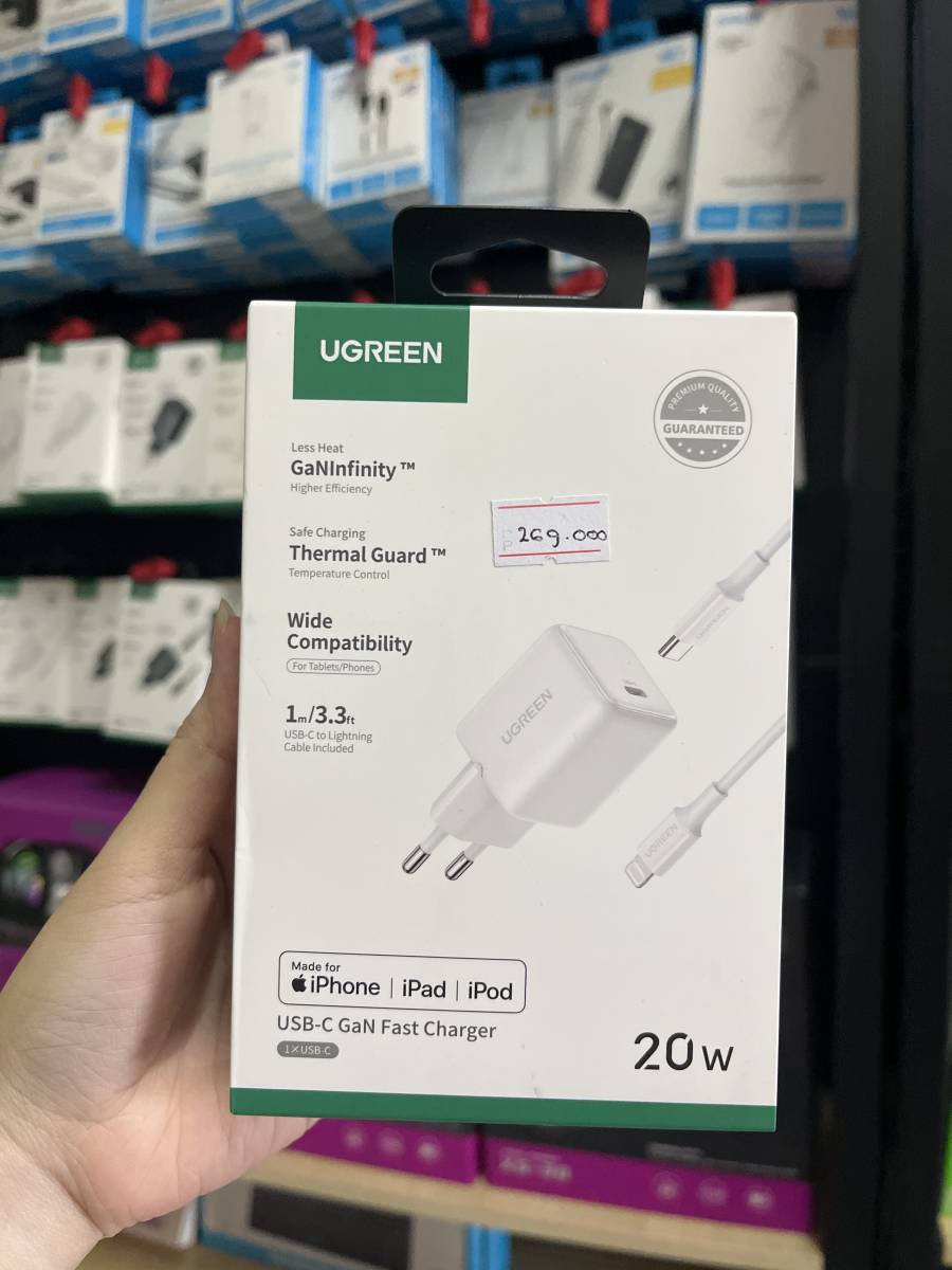 Ugreen 65005 20W Charger Set GaN Lighting MFI White